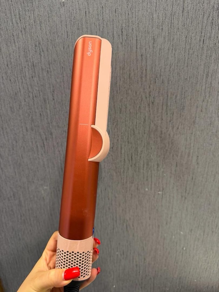 dyson airstrait - 3