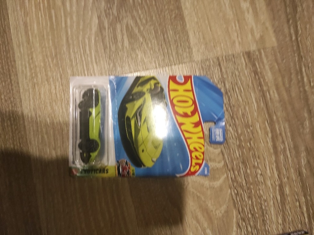 Hot wheels - 7