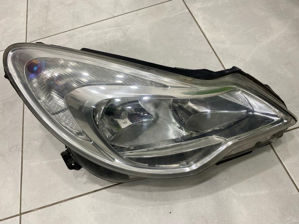 Opel Corsa makyajlı far Valeo - 5