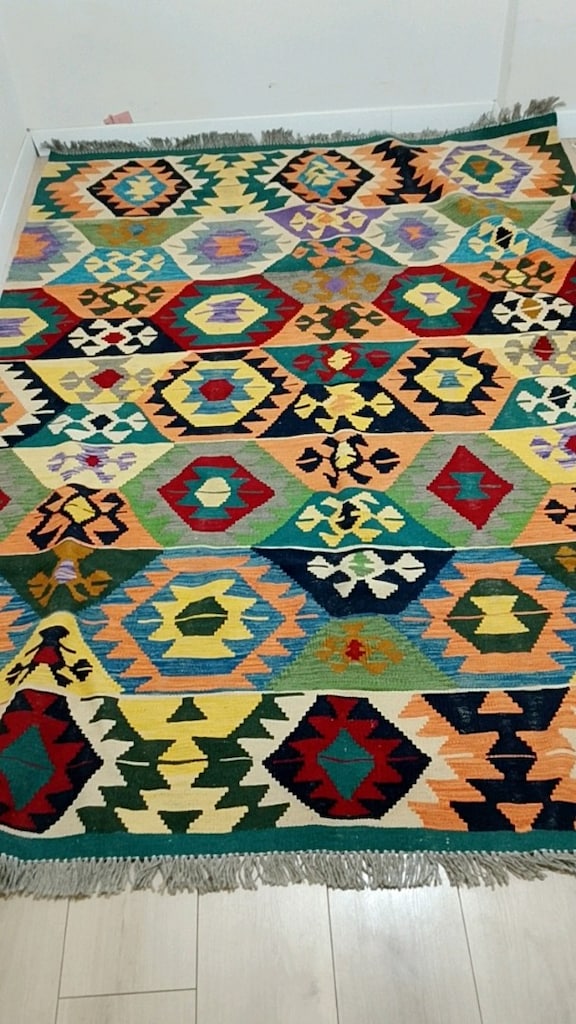 El Dokuma Yeni Kilim