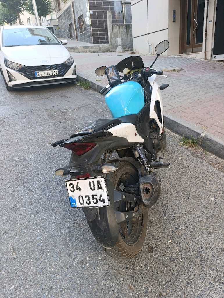 CBR 250 - 3