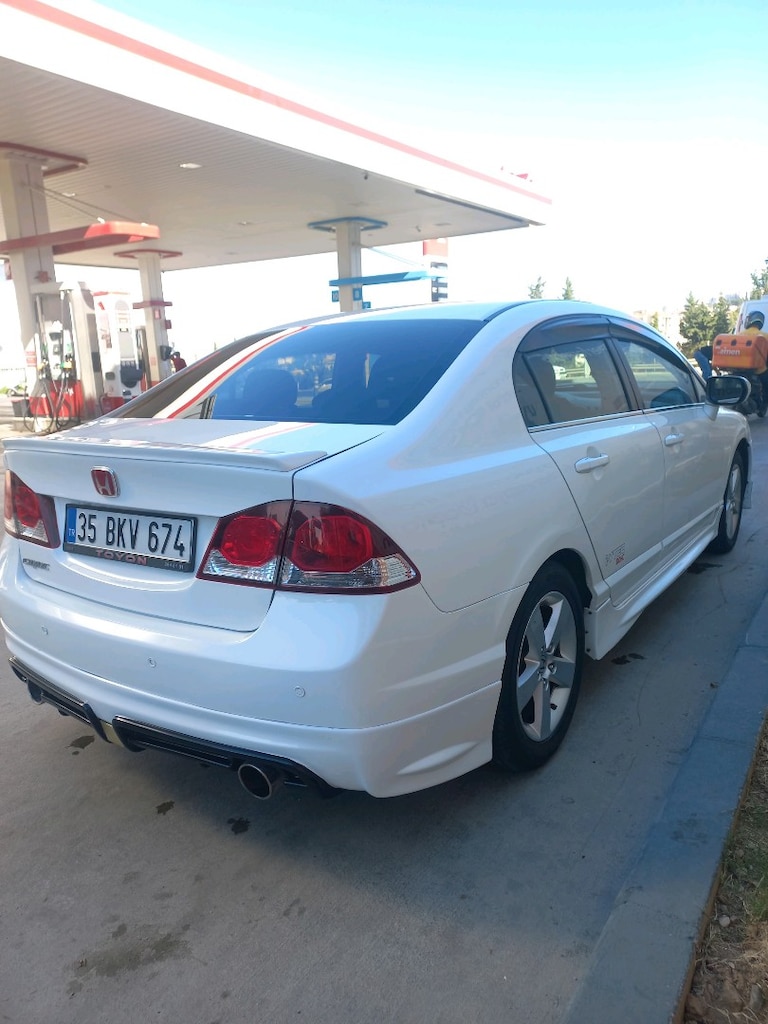 Öğretmenden Temiz Aile Aracım Elegance Paket Sunrooflu VSA'lı - 4