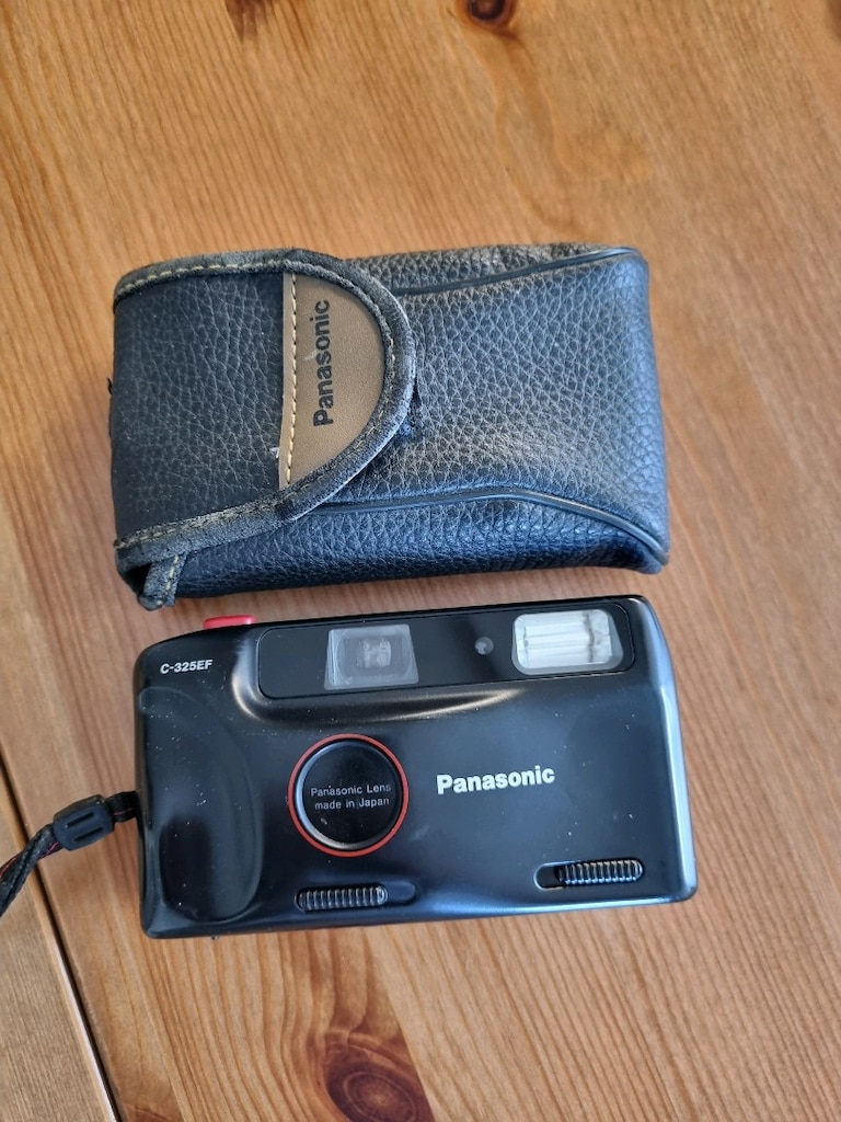 Panasonic Analog Compact fotoğraf makinesi ( Kargo yapmıyorum)