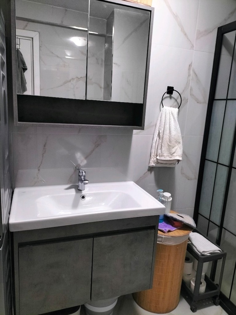 Tertemiz Az kullanılmış Banyo dolabı 80 Cm - 3