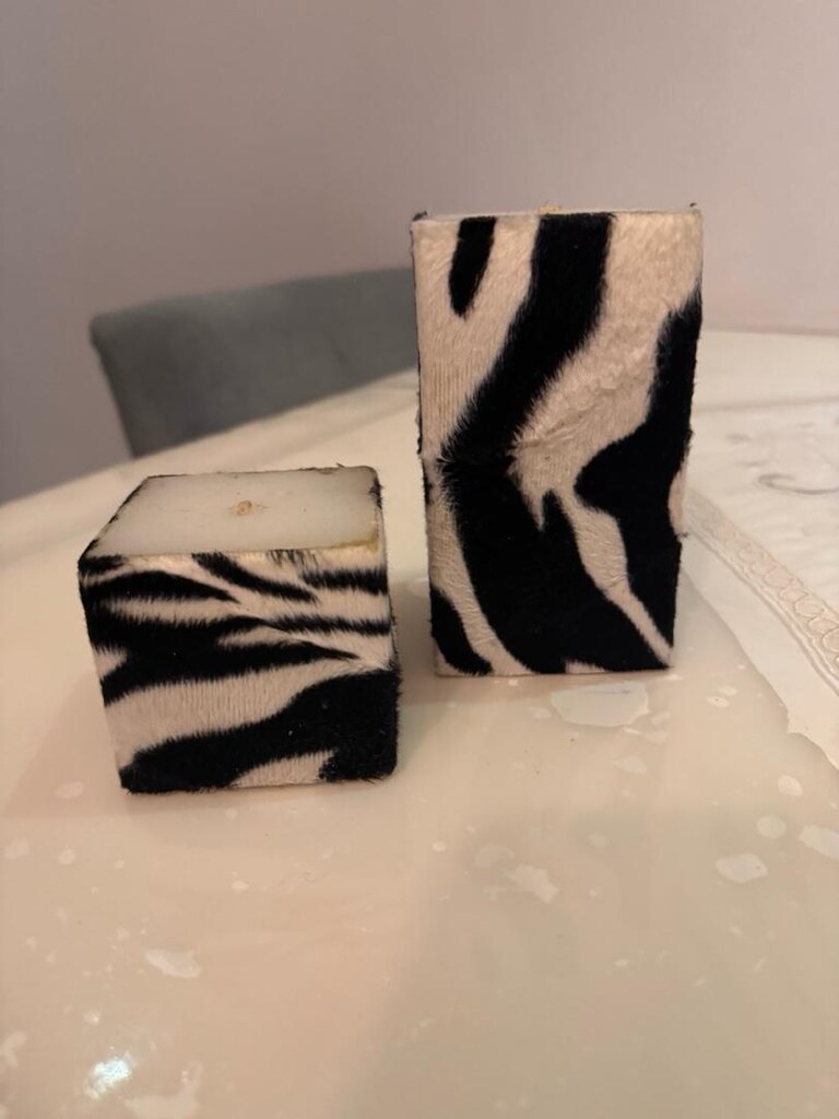 Zebra desenli 2’li mum seti - 2