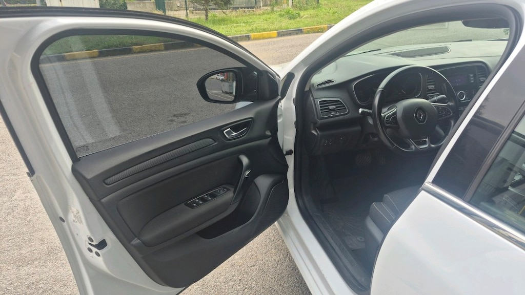 Otomatik Renault Megane 4 - 8