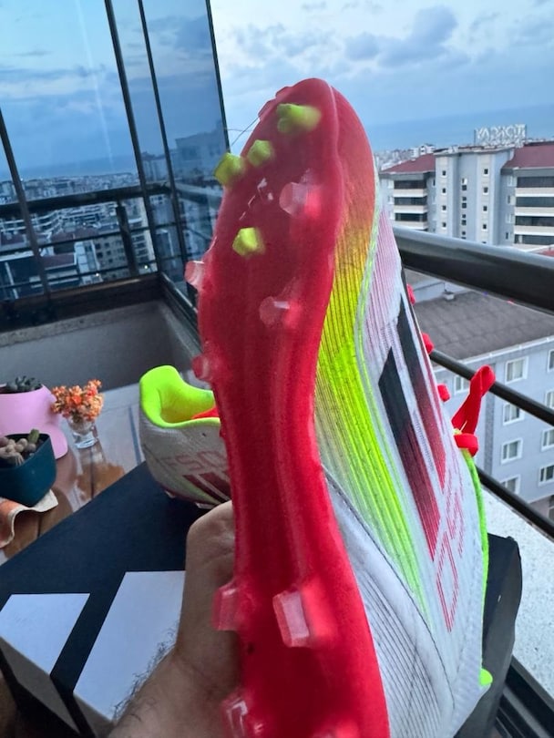 Adidas F50 League Krampon (44 Numara) - 2