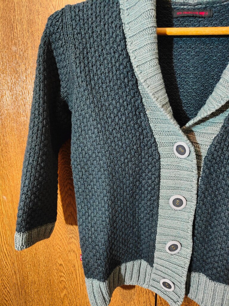 Levis Hırka Çocuk M beden %70 Pamuk %15 Yün - 4