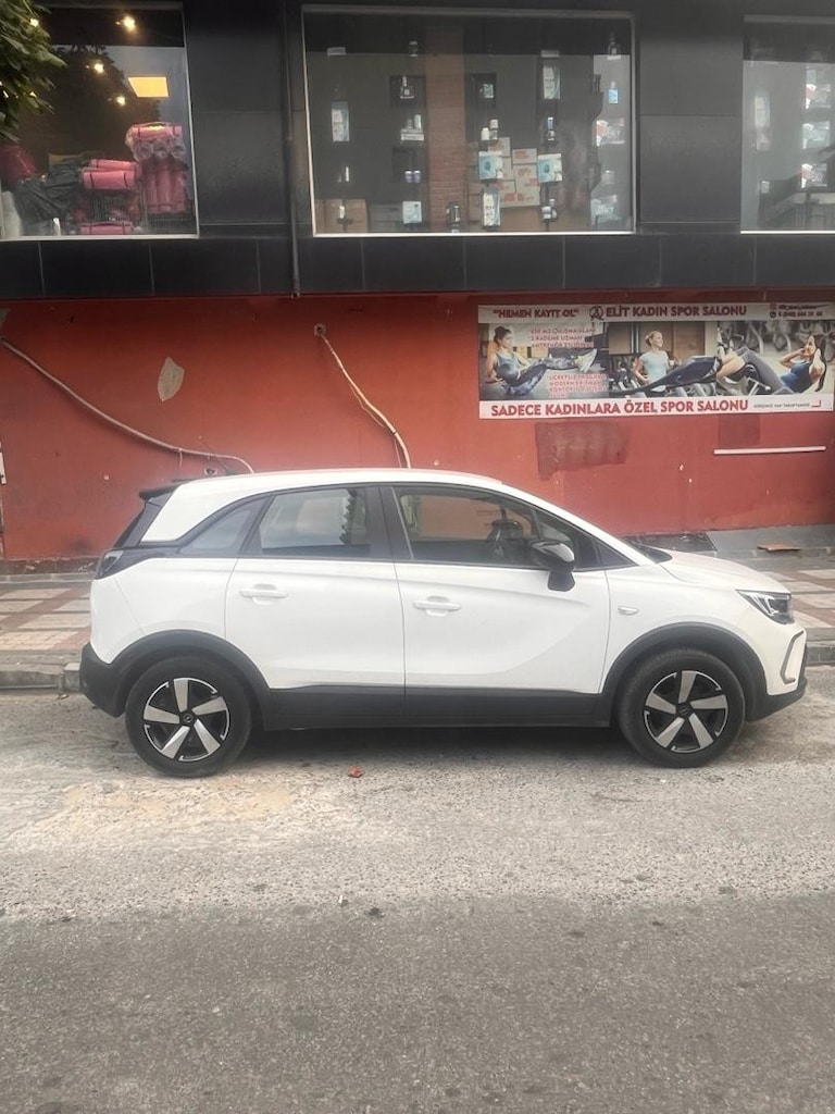 Opel Crossland 2024 - 12