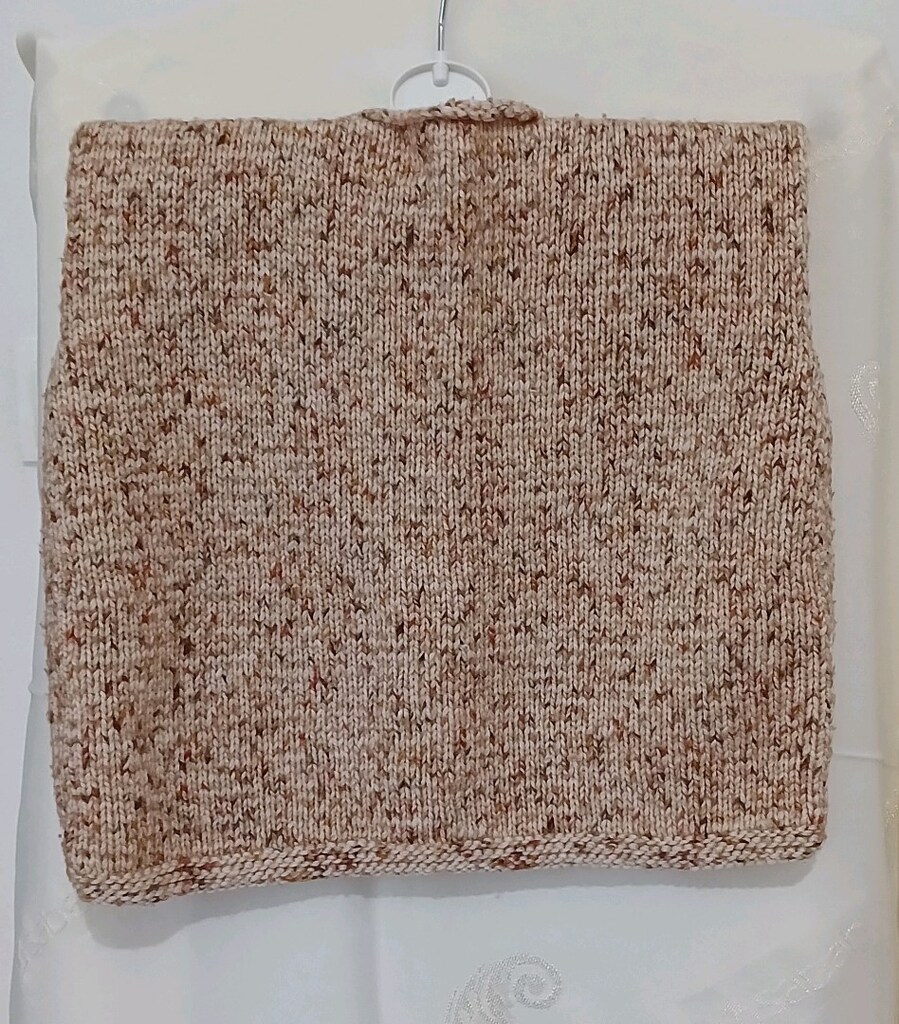 El Örgüsü Bebek Yeleği - 2
