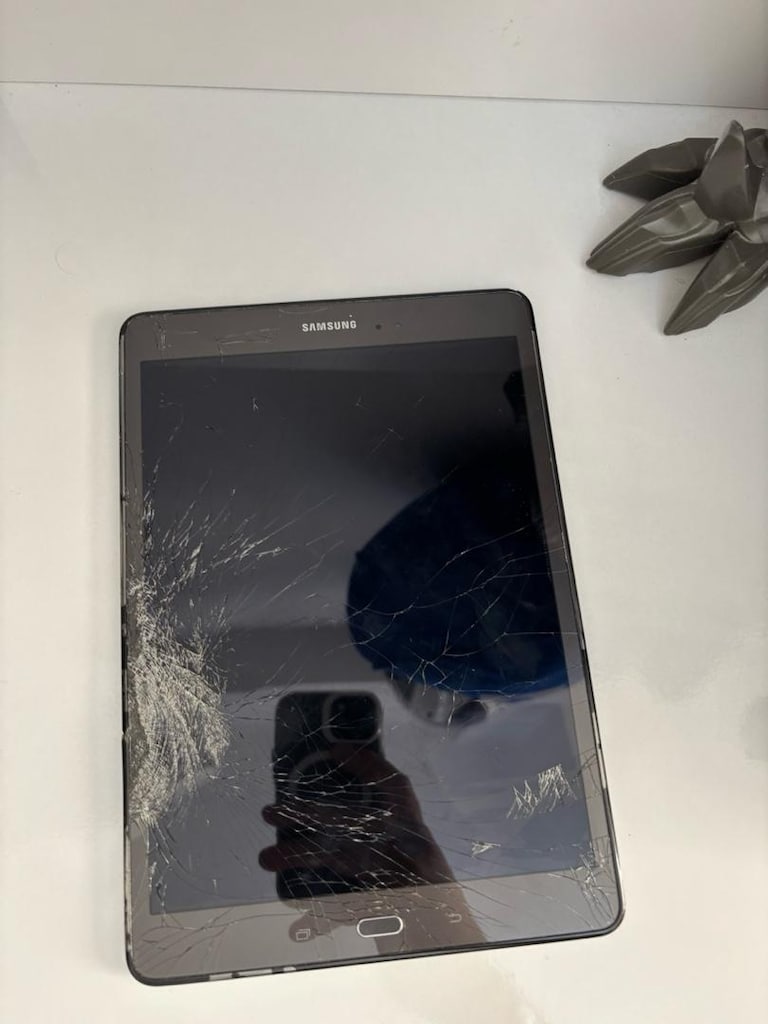 Samsung Sm-p550 Tablet Kırık Ekran - 4