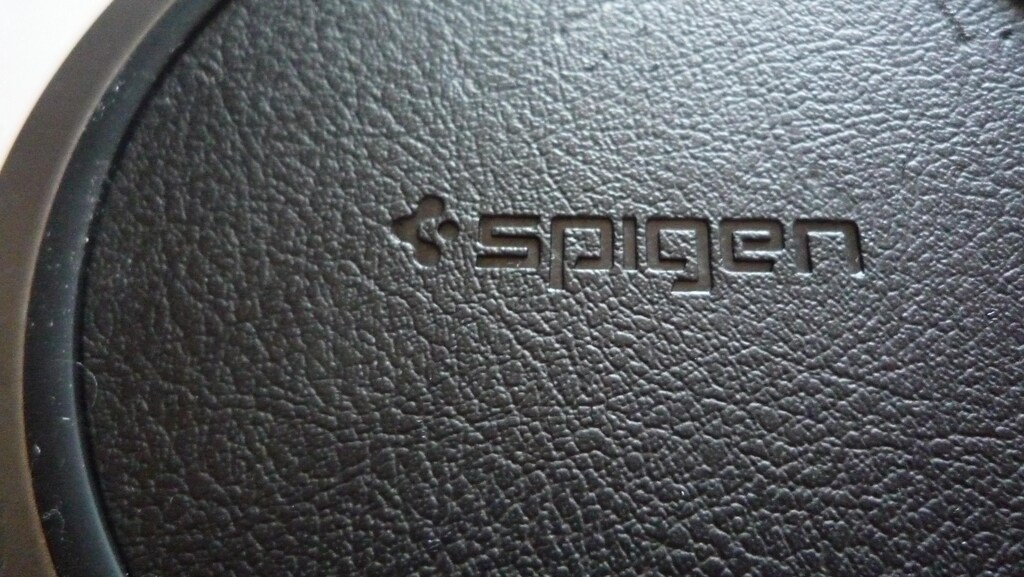 Spigen Essential F308W Qi Kablosuz Hızlı Şarj Cihazı - 2