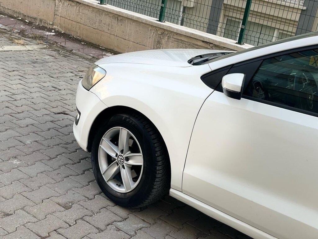 SAHİBİNDEN TEMİZ 156KM POLO 1.6TDI - 4