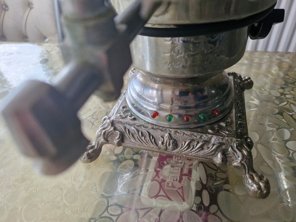 Elektrikli ve Led ışıklı büyük semaver - 2