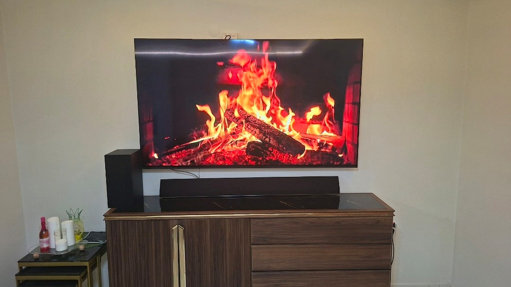 sony 77A80K OLED VE LG GX SOUNDBAR - 2
