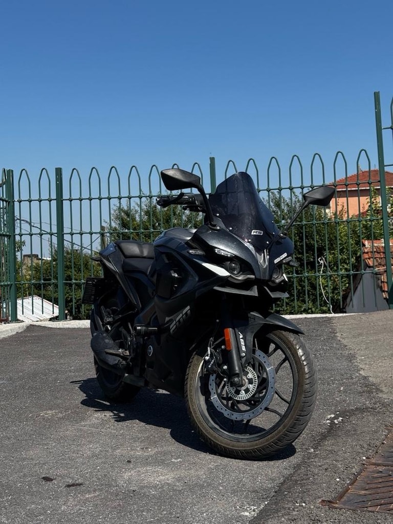 Temiz bakımlı RS200 - 5