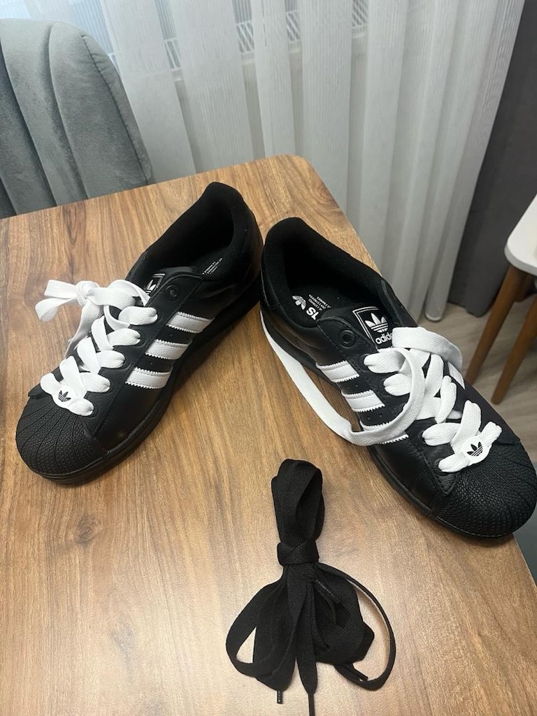 adidas 42 - 2