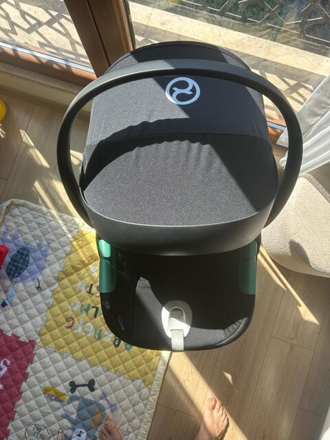 Cybex Aton B2 i-size + Eezy Twist Adaptör