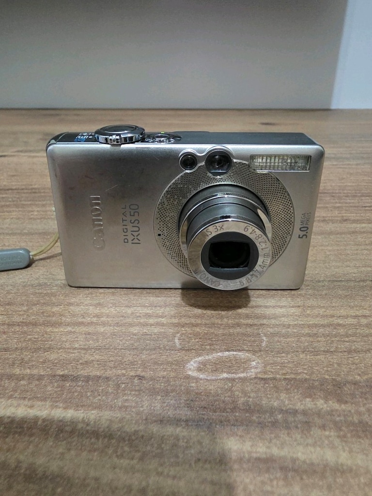 Canon Digital IXUS 50 - 11
