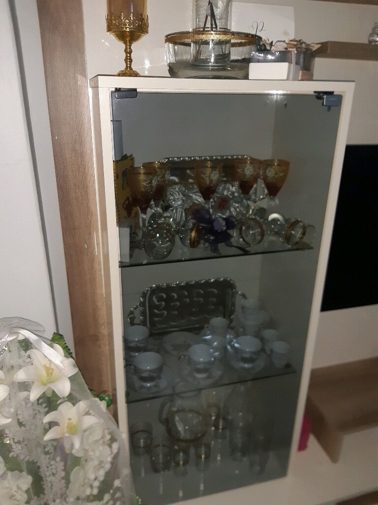 Satılık TV ÜNITESI Led mevcuttur kırık çatlak yok - 5