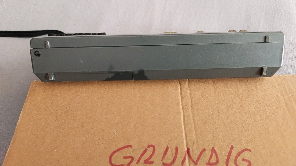 GRUNDIG YACHT BOY 210 ALMAN MALI 1985 ÜRETİMİ RADYO - 6