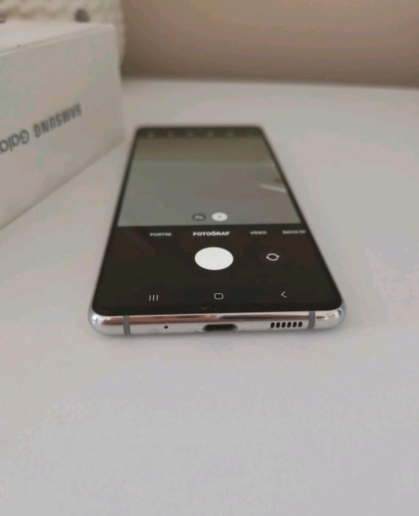 Samsung Galaxy S20 FE 256 GB - 8