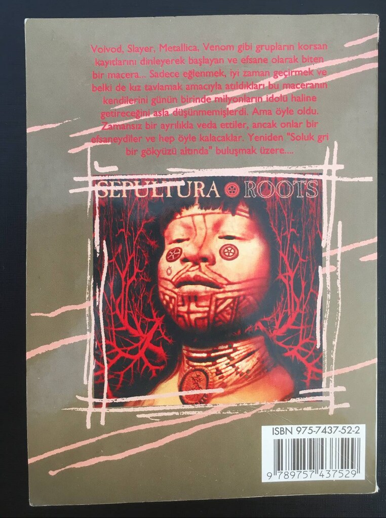 Sepultura İngilizce - Türkçe çevirili Şarkı sözleri kitabı - 2
