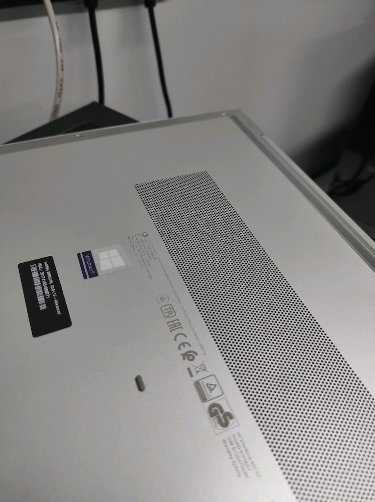 Hp i5 10210u 8gb ddr4 256gb m2 ssd parmak izi okuyuculu hp elitebook - 6