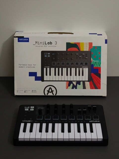 Arturia MiniLab 3