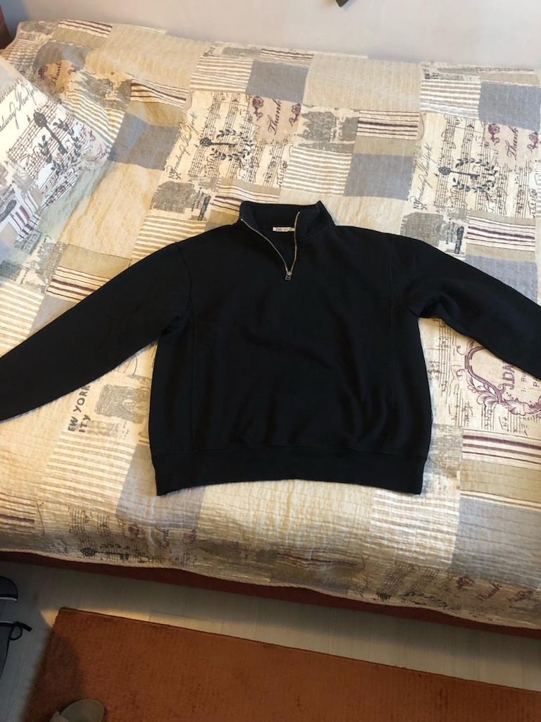 Zara Siyah Yarım Fermuarlı Sweatshirt L