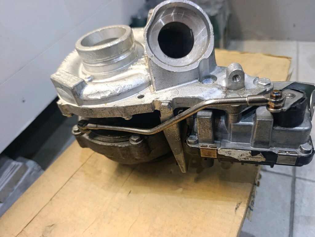 Mercedes Benz turbo orjinal sıfır - 3