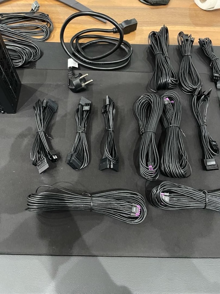 ASUS PRO WORKSTATİON - 9