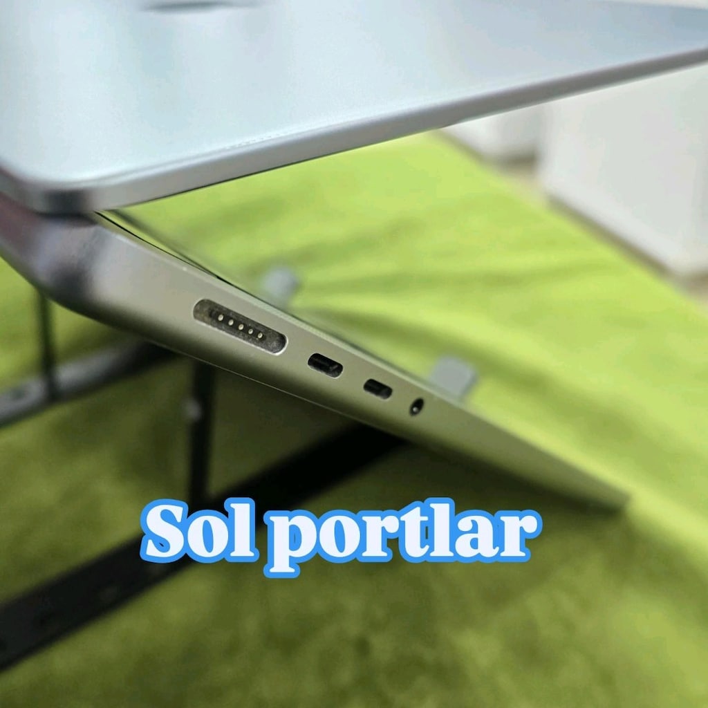 MACBOOK PRO M1 MAX | 64 GB RAM | 1 TB SSD | 14” 120Hz M1 Max i - 4
