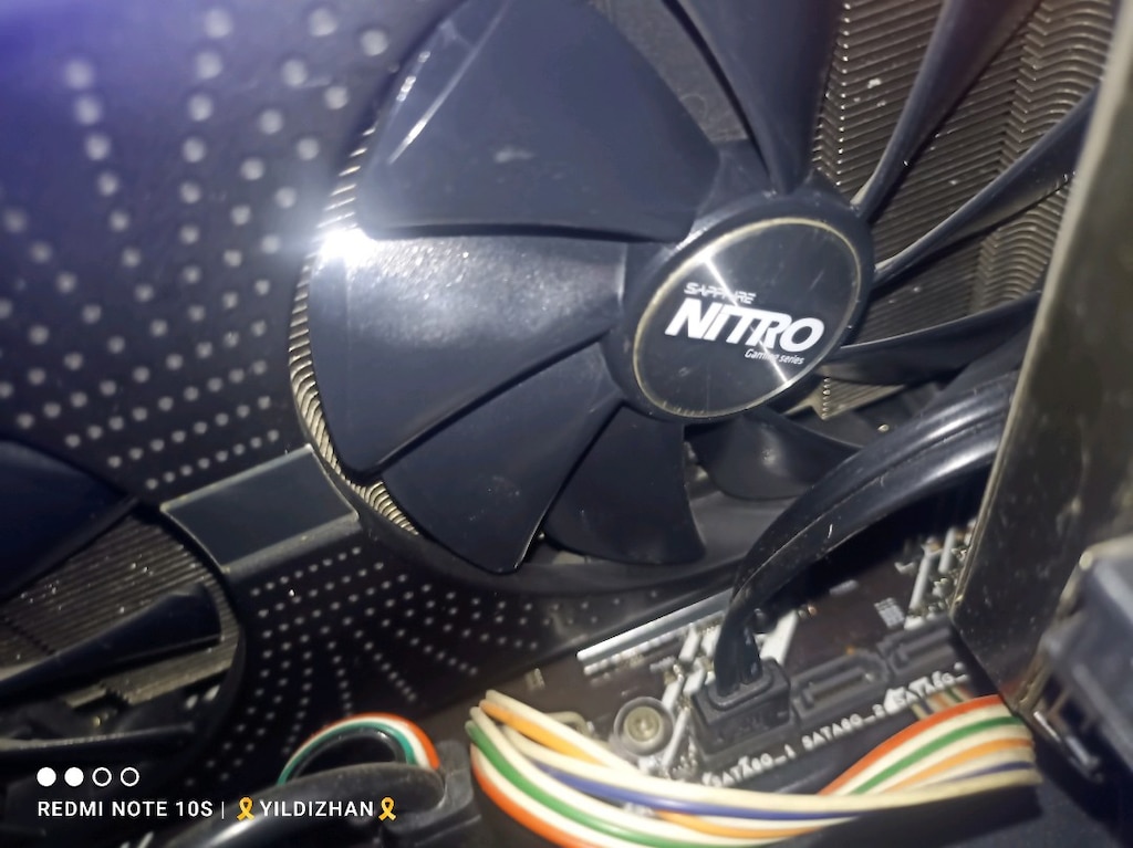 Sapphire Radeon RX 580 nitro - 5