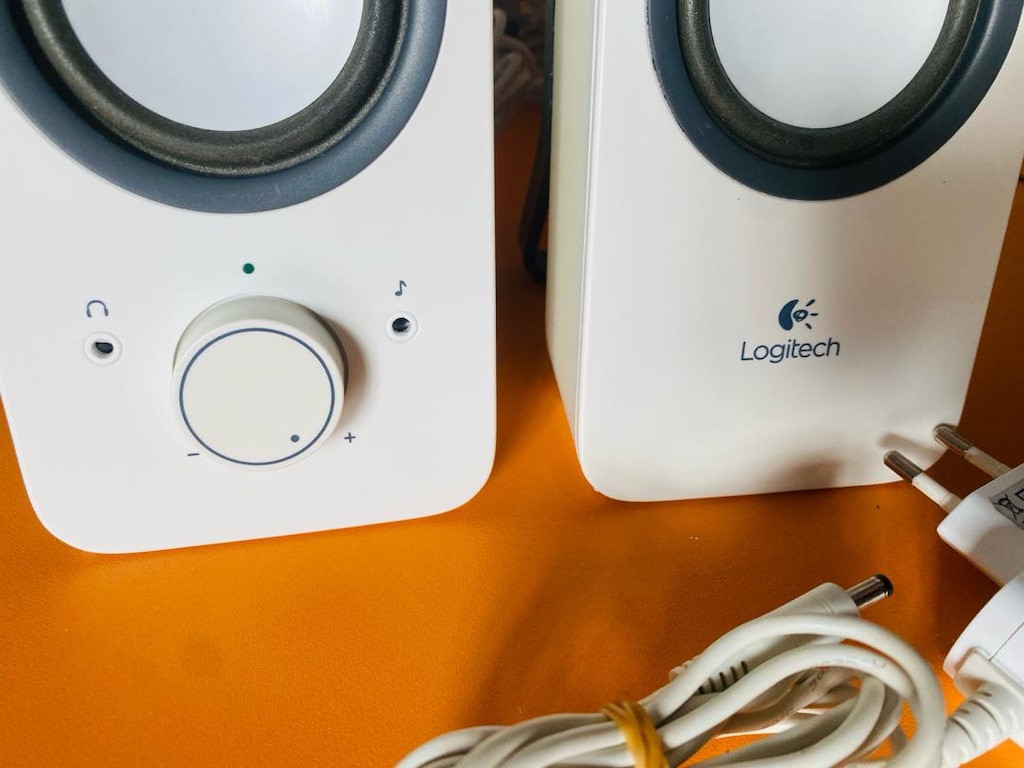 Logitech 980-000811 Z200 1+1 Beyaz Hoparlör - 6