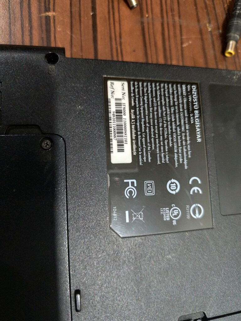 Grundig İ7 Leptop - 8