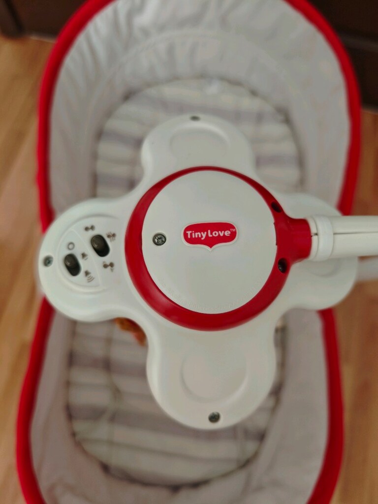 tiny love marka elle sallanır beşik - 13
