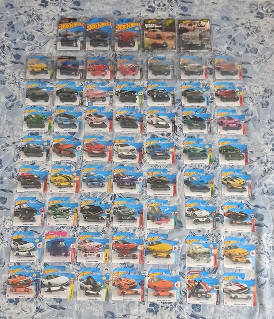 Satılık Hot Wheels Koleksiyonu (Açıklamayı Okuyunuz)