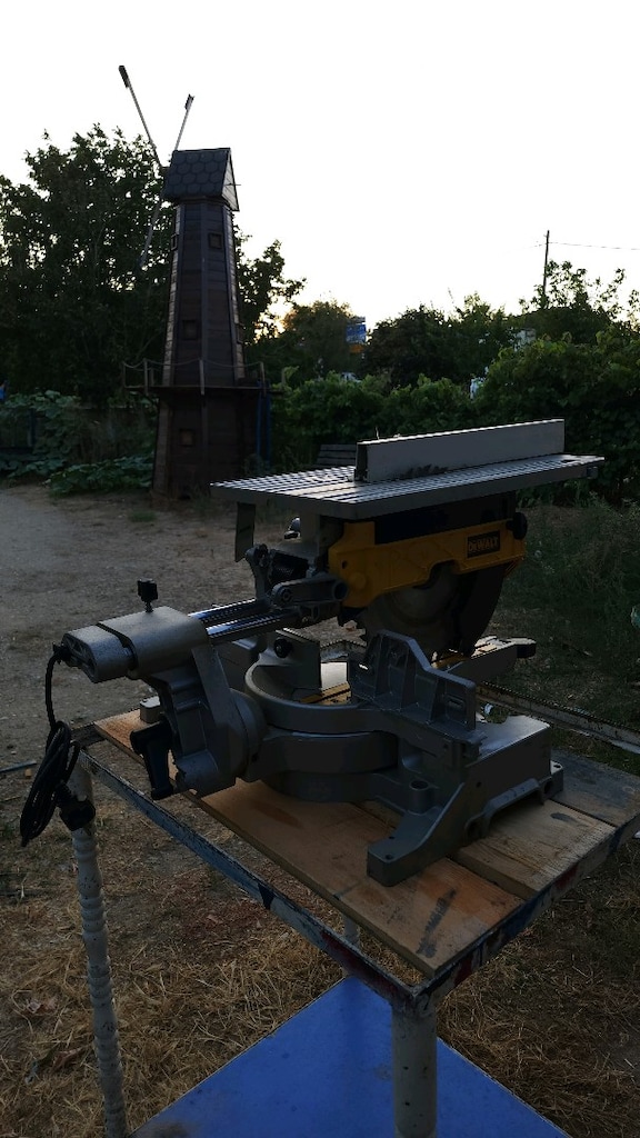 DEWALT GÖNYE KESME VE YATAR DAİRE - 15