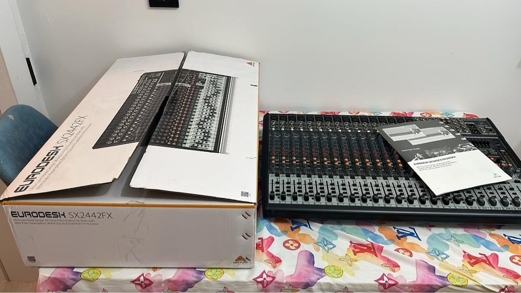 Behringer Sx2432fx Mikser - 8