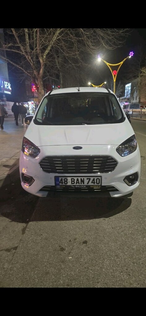 KAZASIZ 2022 FORD COURİER TİTANYUM PLUS FULL AKSESUARLARI TAKILI - 2