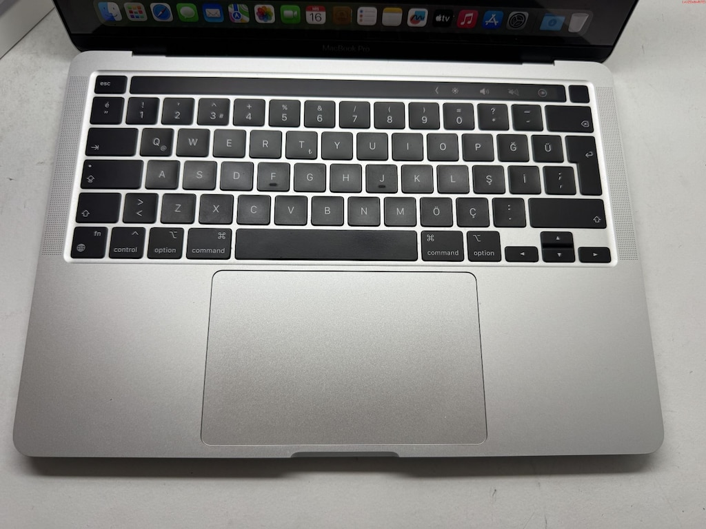 MACBOOK PRO BARLI 2020 M1 İŞLEMCİ 256 NVME 8 GB RAM - 3