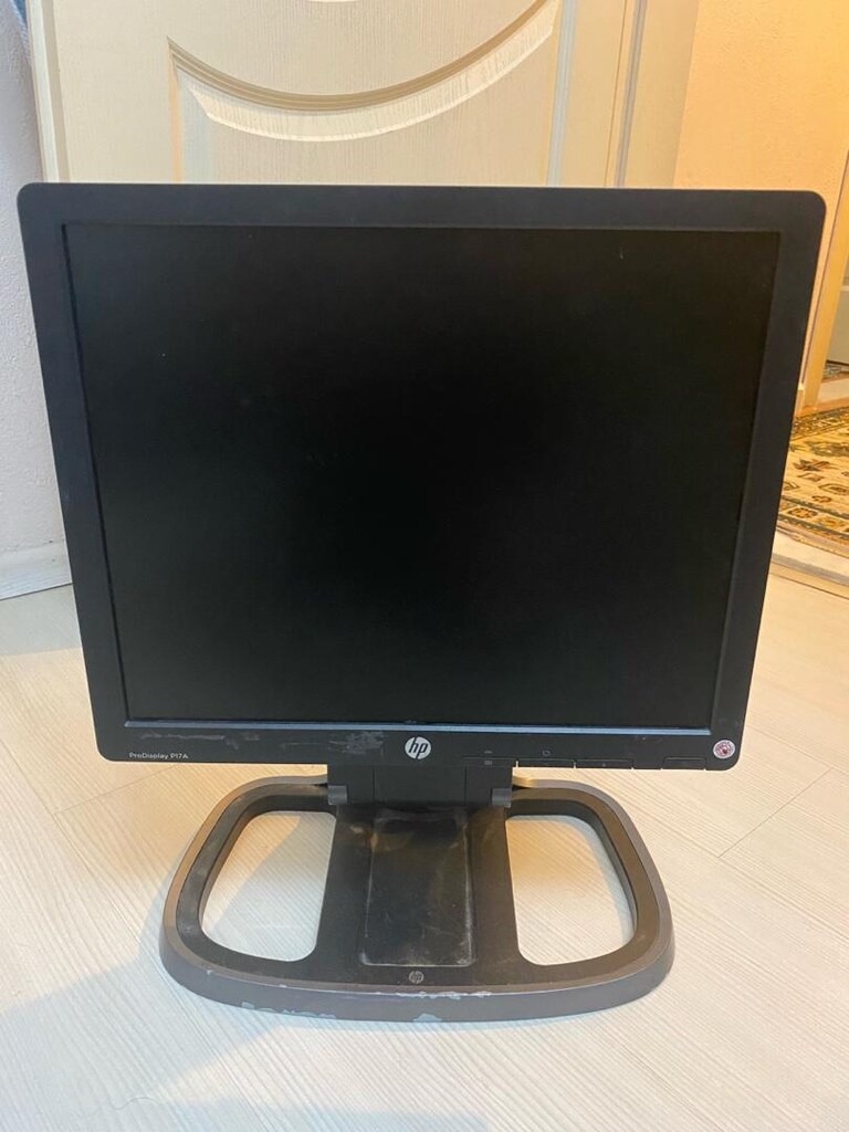 17 İNÇ HP MONİTÖR - 2
