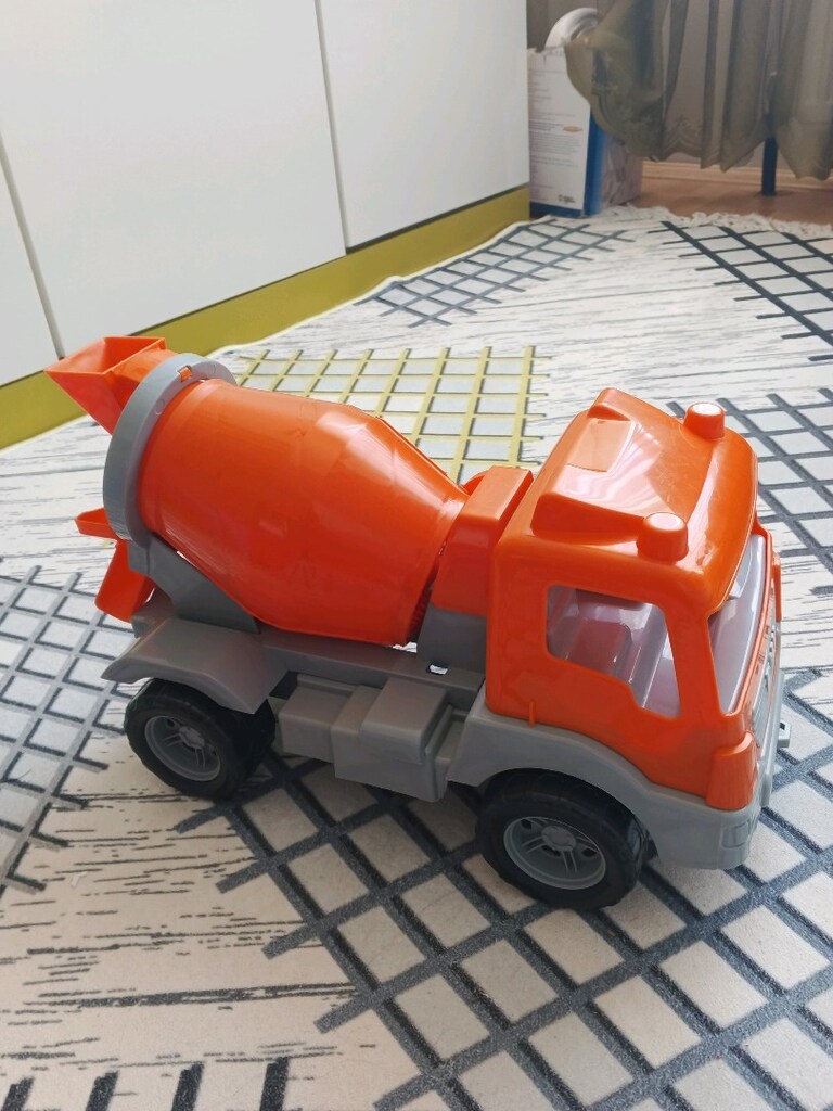 Dolu marka beton mikseri - 2