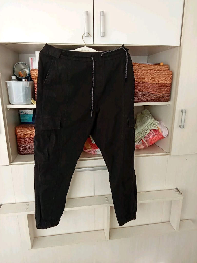 BERSHKA UNİSEX KARGO PANTOLON 42
