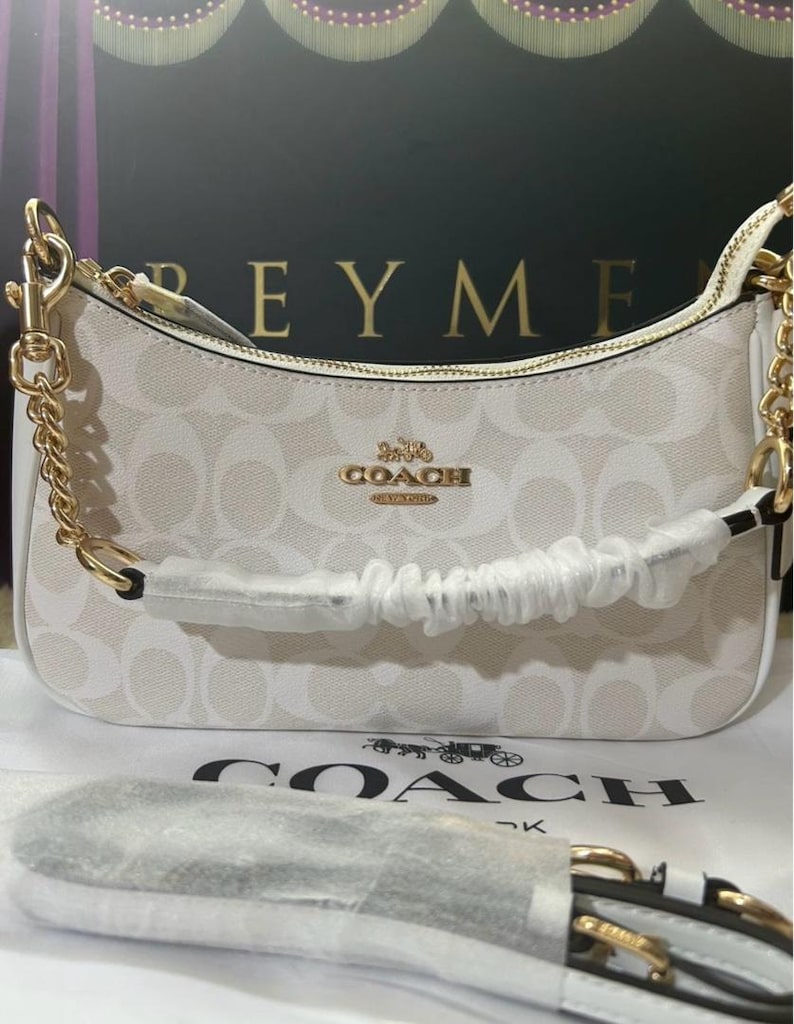 Coach Teri Shoulder Bag In Signature - 8