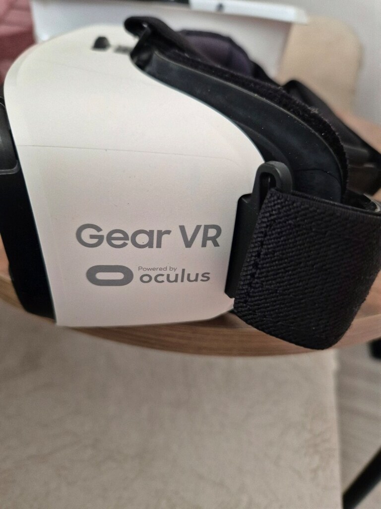 Samsung VR sanal gerçeklik gözlüğü BEYAZ - 4