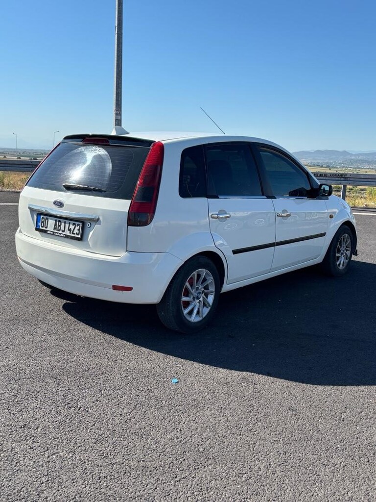 2005 Ford Fiesta Comfort 1.4 Manuel | Emsallerine Göre Çok Temiz - 4