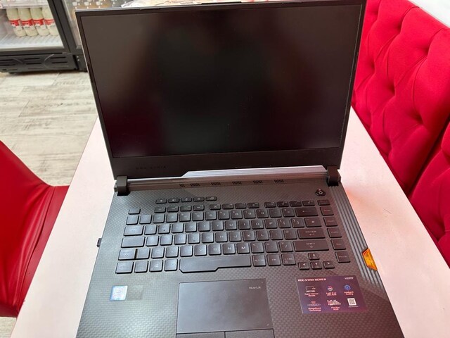 ASUS ROG STRIX SCAR 3 2070