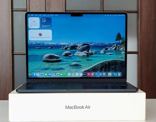 MACBOOK AİR 13 İNÇ M2 16 GB RAM 256 GB SSD APPLE TÜRKİYE GARANTİ